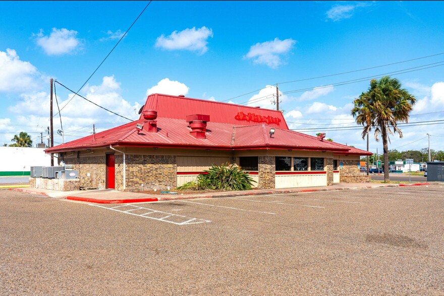 More Photos Of 1200 International Blvd, Brownsville General Retail For Sale