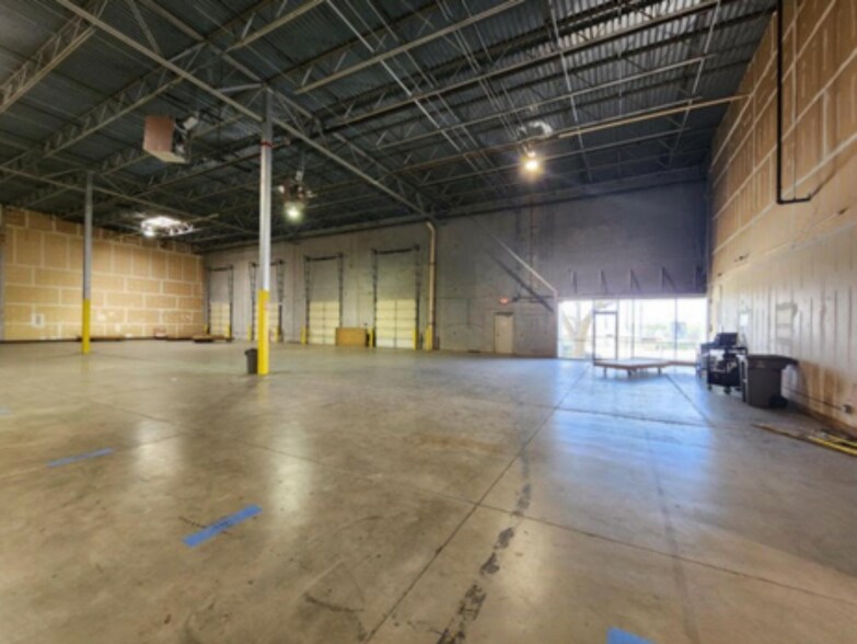 More Photos Of 1805 N Loop 499, Harlingen Warehouse For Lease