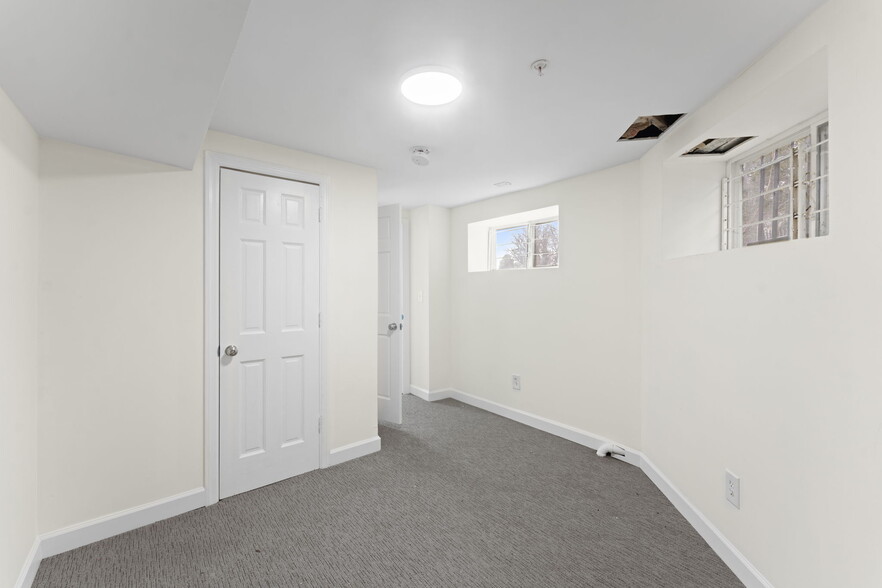 More Photos Of 922 Ridge Rd Se, Washington Assisted Living For Lease