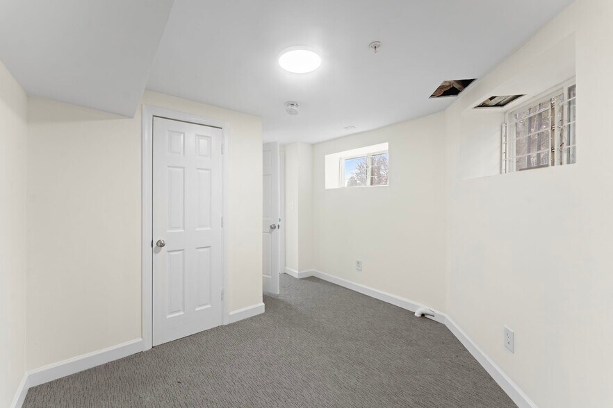 More Photos Of 922 Ridge Rd Se, Washington Assisted Living For Sale