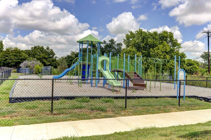 More Photos Of 9100 Hwy 290 E, Austin Research And Development For Sale