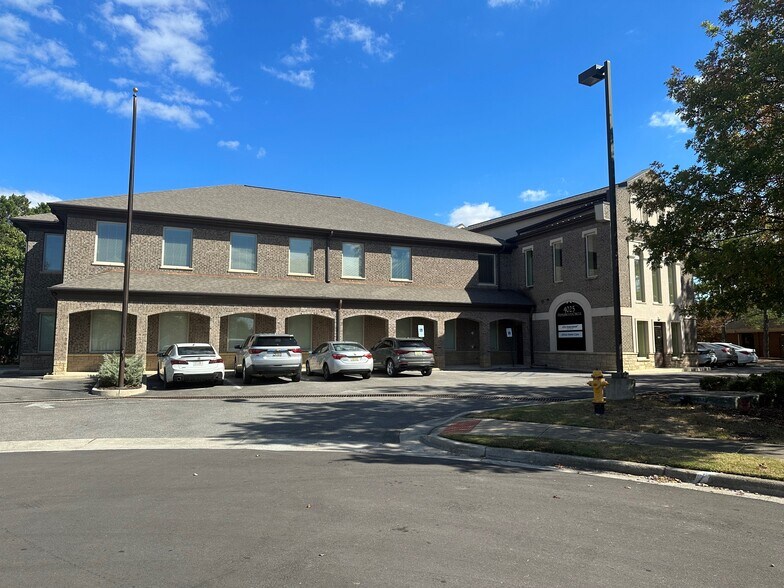 More Photos Of 4025 Pepperwood Cir, Huntsville Office Residential For Lease