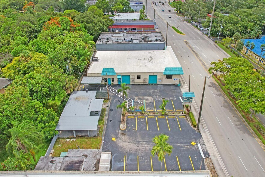 More Photos Of 5870 Stirling Rd, Hollywood Auto Repair For Lease