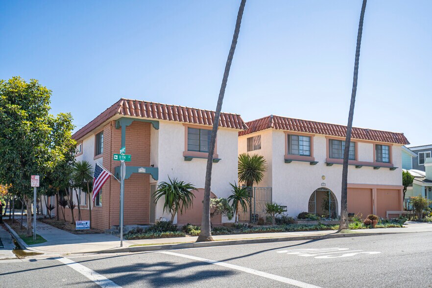 More Photos Of 1102 Central Ave, Seal Beach Apartments For Sale