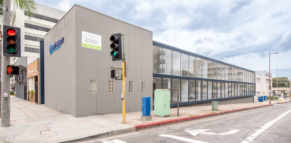 More Photos Of 171 N La Brea Ave, Inglewood Office For Lease