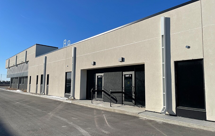 More Photos Of 60 S Landing Dr, Oak Bluff Office For Lease