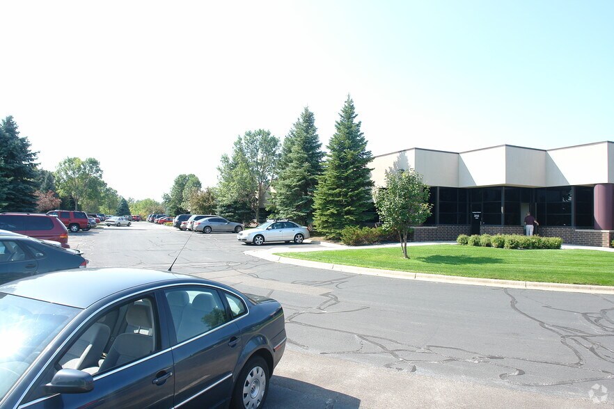 More Photos Of 7600-7650 Golden Triangle Dr, Eden Prairie Research And Development For Lease