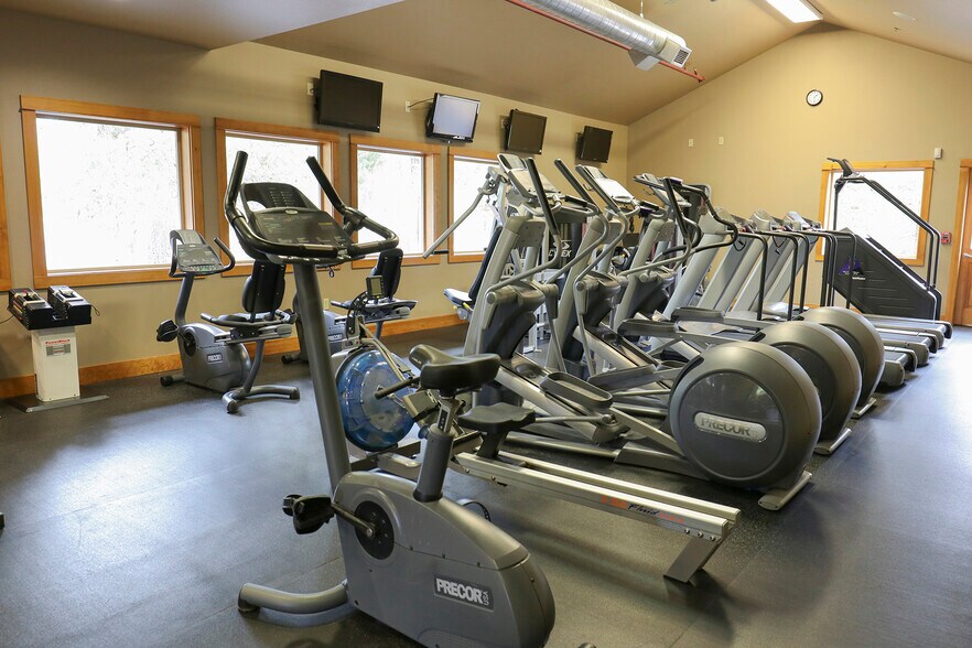 More Photos Of 18135 Cottonwood Rd, Sunriver General Retail For Sale