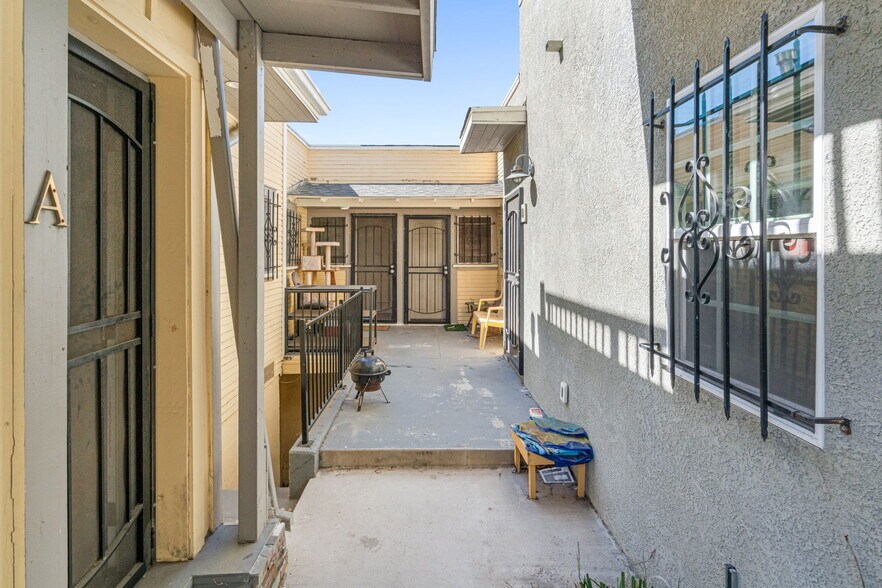 2161 Locust Ave, Long Beach, CA 90806 Apartments For Sale