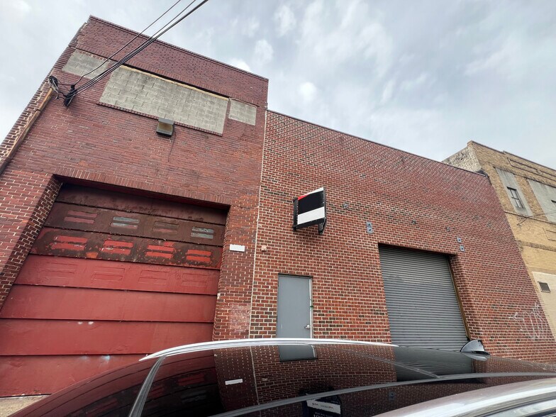 More Photos Of 2308-2312 N 2nd St, Philadelphia Industrial For Lease