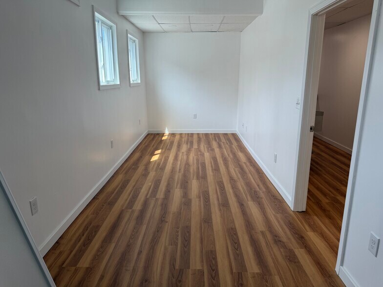 More Photos Of 355 June St, Worcester Office For Lease