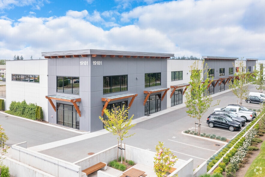 Primary Photo Of 19181 34A Av, Surrey Warehouse For Lease