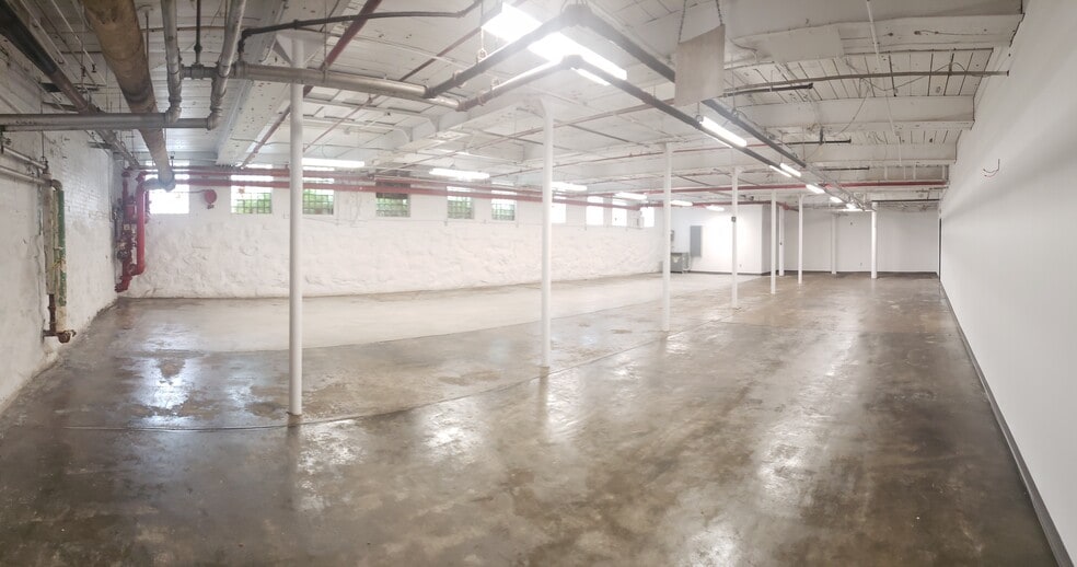 More Photos Of 28 Draper Ln, Canton Manufacturing For Lease
