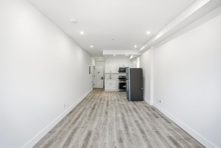 More Photos Of 2152 Muliner Ave, Bronx Apartments For Sale