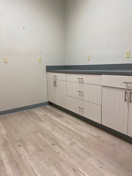 More Photos Of 3400 Kori Rd, Jacksonville Loft Creative Space For Sale