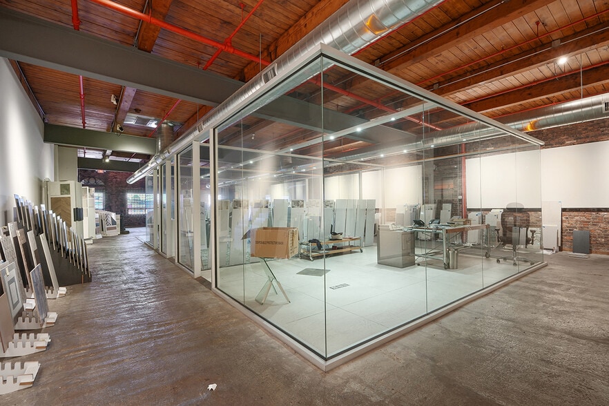 More Photos Of 488-500 Mulberry St, Newark Warehouse For Sale