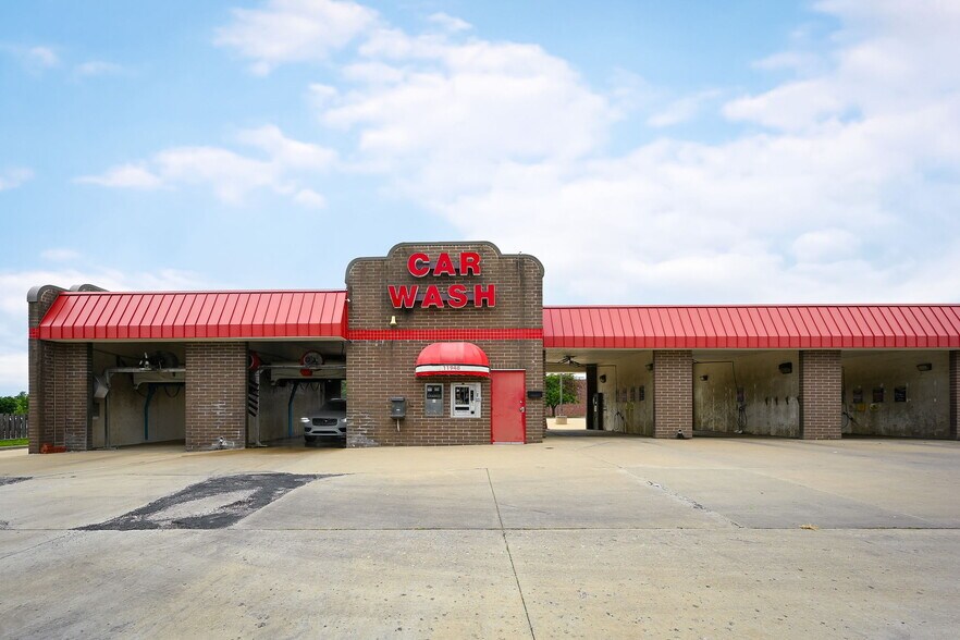 Primary Photo Of 11948 Riley St, Overland Park Carwash For Sale