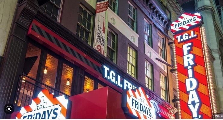 More Photos Of 147 W 46th St, New York Storefront For Sale