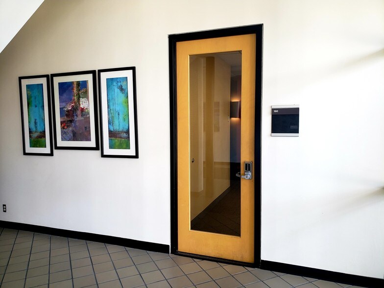 More Photos Of 7501 Forbes Blvd, Lanham Office For Lease