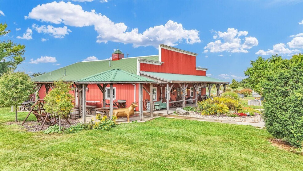 More Photos Of 1356 County Road 2900 N, Rantoul Specialty For Sale