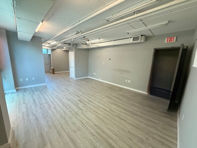 More Photos Of 333 NE 24th St, Miami Office Residential For Lease