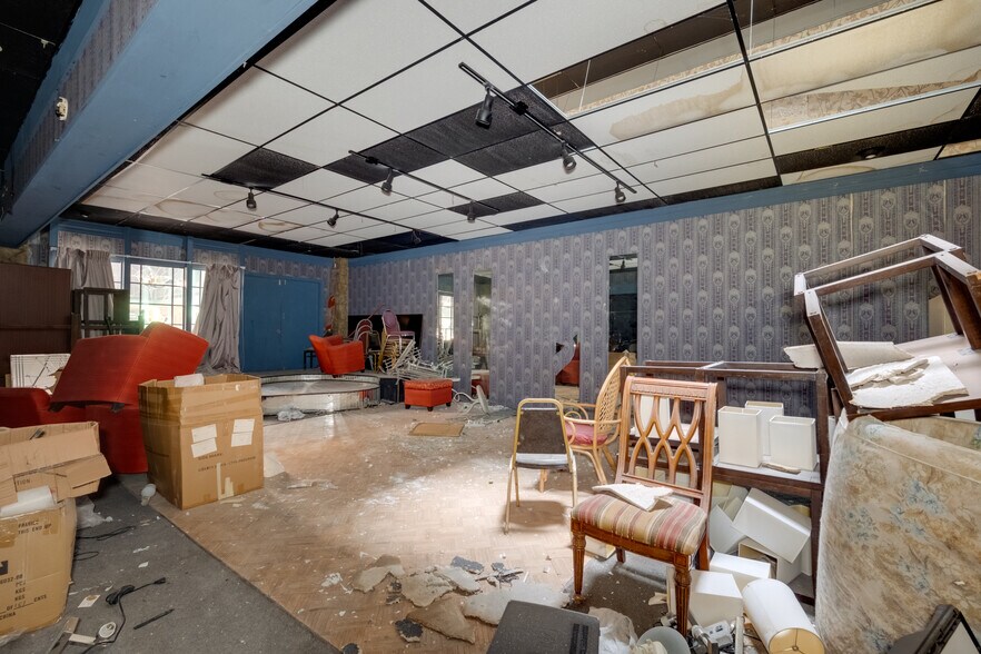 More Photos Of 2915 E Interstate 40, Amarillo Hotel For Sale