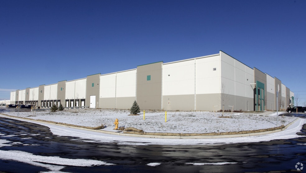 More Photos Of 1953 N Gun Club Rd, Aurora Distribution For Lease