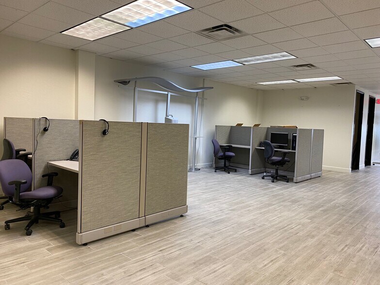 More Photos Of 2301 W Dunlap Ave, Phoenix Unknown For Lease