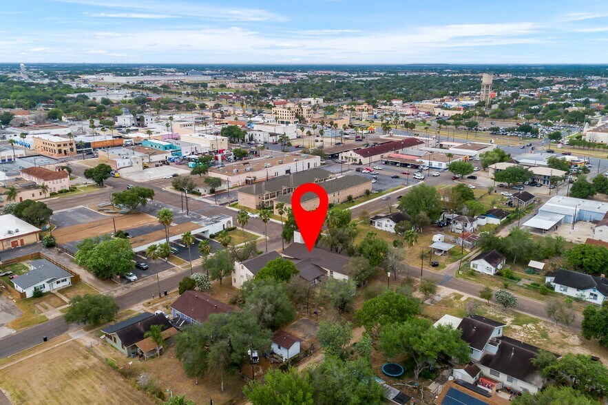 More Photos Of 503 S Illinois Ave, Weslaco Flex For Lease