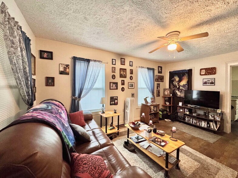 More Photos Of 301 E North St, Geneva Apartments For Sale
