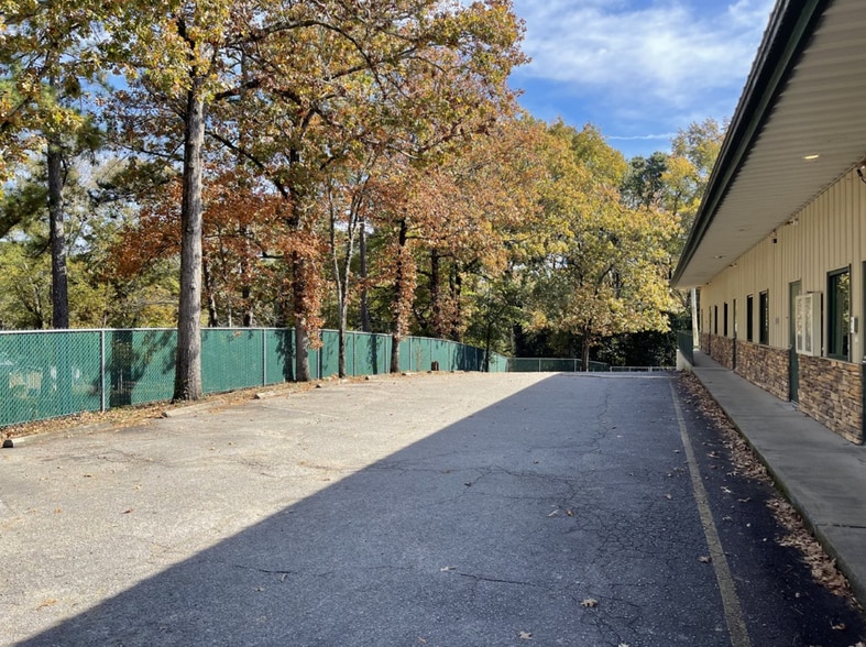 More Photos Of 1101 & 1105 Balsam Rd, Columbia Schools For Sale