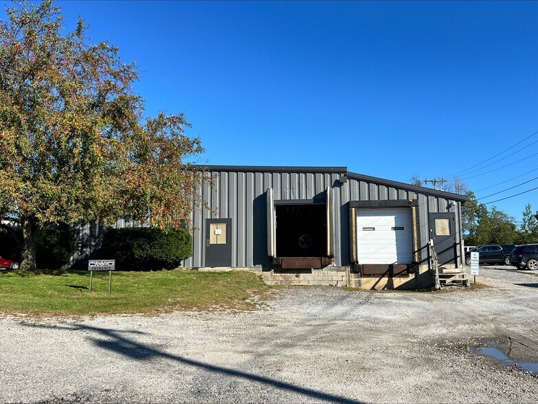 More Photos Of 123 Park St, Rutland Manufacturing For Sale