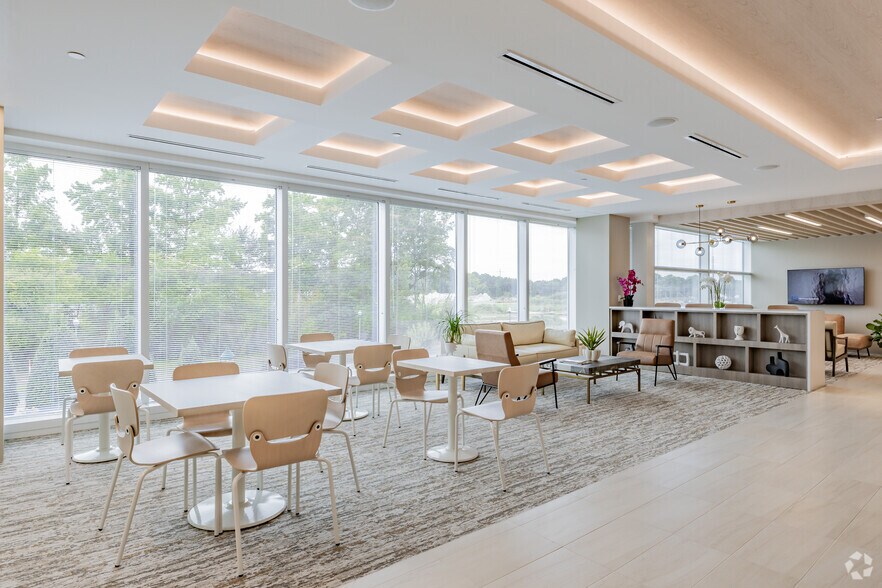 More Photos Of 555 Belaire Ave, Chesapeake Coworking Space