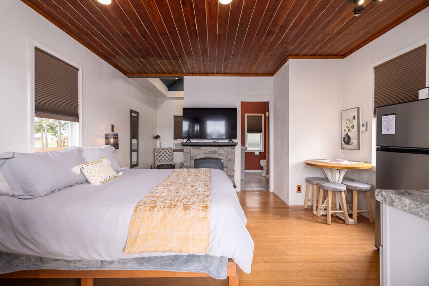 More Photos Of 317 N 1st St, La Conner Land For Sale