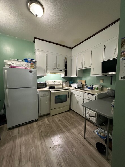More Photos Of 169 Hillside Ave, Hartford Apartments For Sale