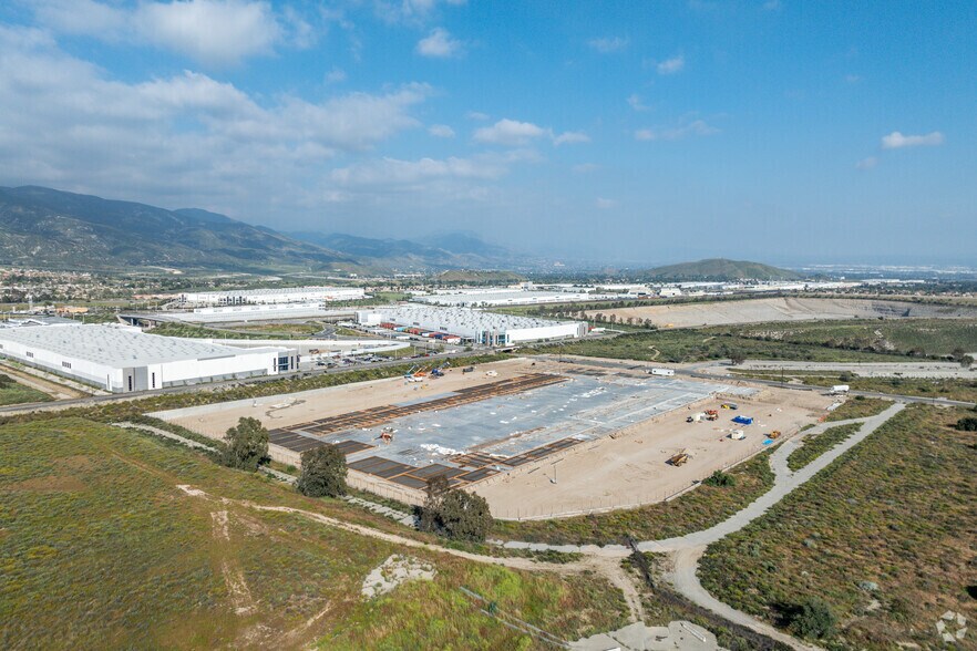 More Photos Of 5702 Institution Rd, San Bernardino Warehouse For Lease