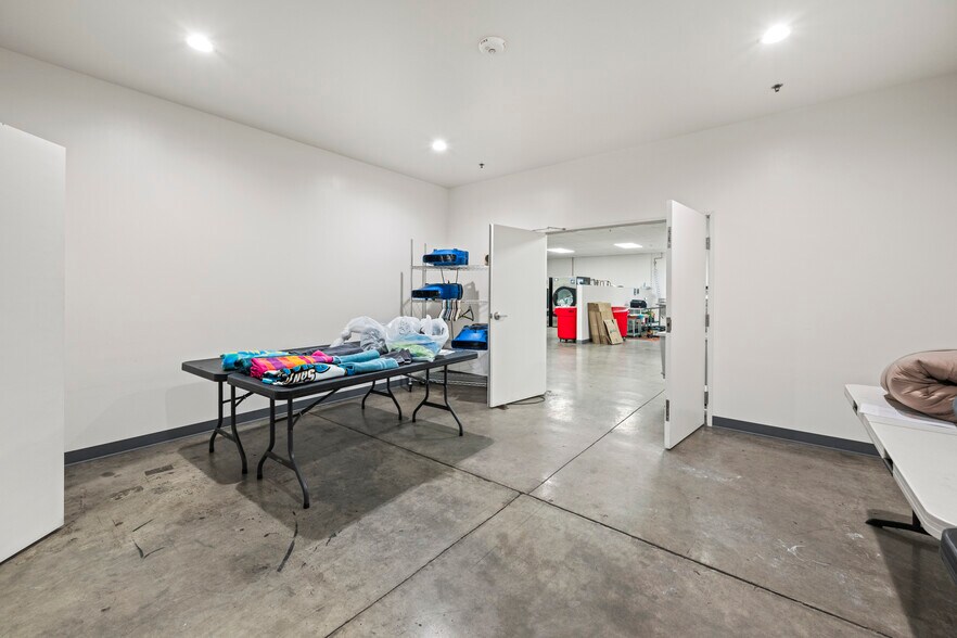 More Photos Of 945 Spice Islands Dr, Sparks Warehouse For Lease