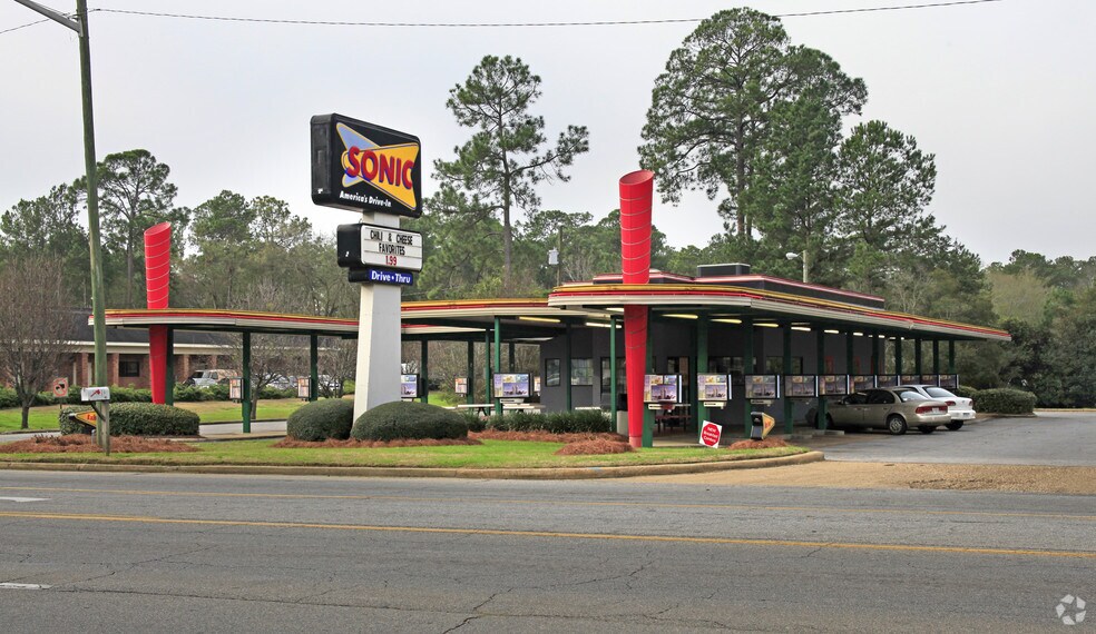 More Photos Of 2801 E Pinetree Blvd, Thomasville Fast Food For Sale