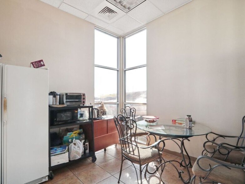 More Photos Of 7900 E Stockton Blvd, Sacramento Auto Dealership For Sale