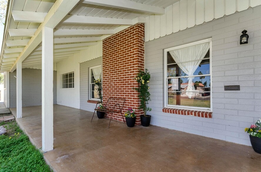 More Photos Of 1051 N Grand, Mesa Assisted Living For Sale