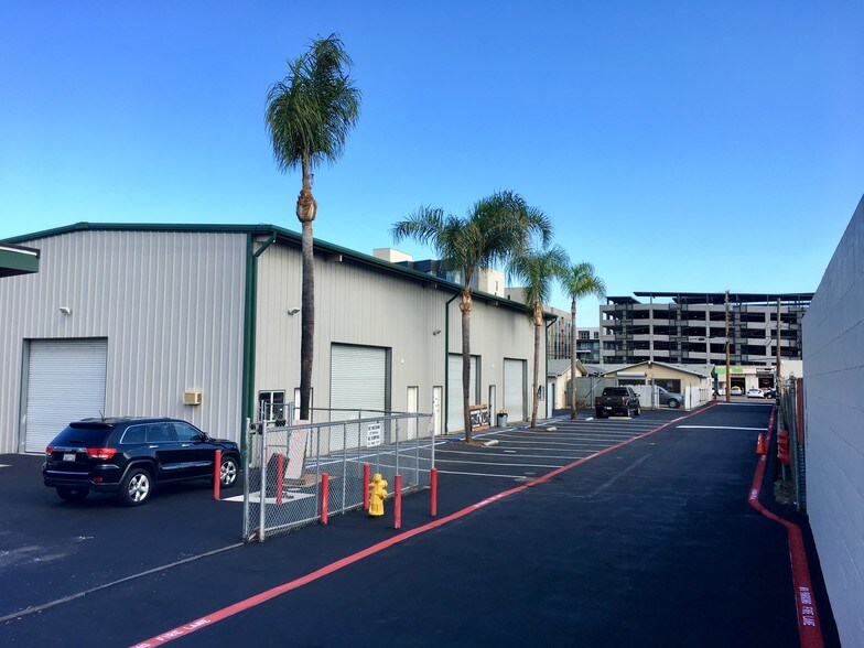 Primary Photo Of 4345 Twain Ave, San Diego Unknown For Lease