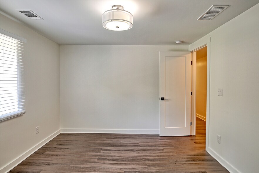 More Photos Of 1026 Ashby Grv SW, Atlanta Apartments For Sale