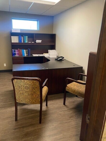 More Photos Of 530 Lexington Ave, San Antonio Medical For Sale