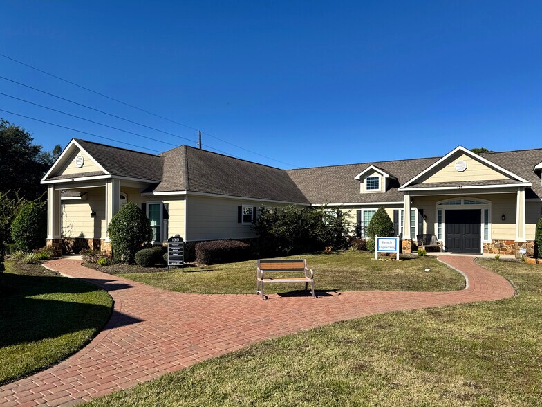 More Photos Of 8900 Eastloch Dr, Spring Unknown For Lease