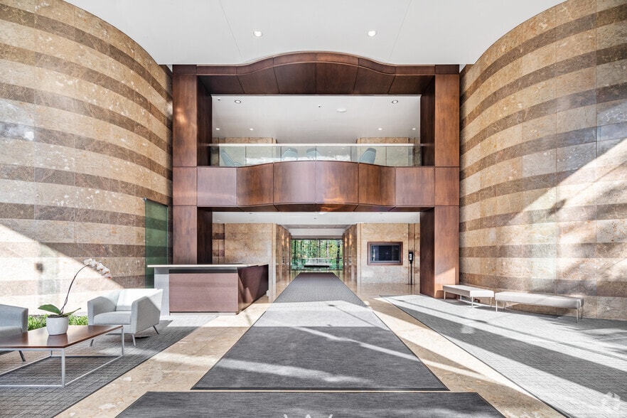 More Photos Of 2500 Windy Ridge Pky SE, Atlanta Office For Lease