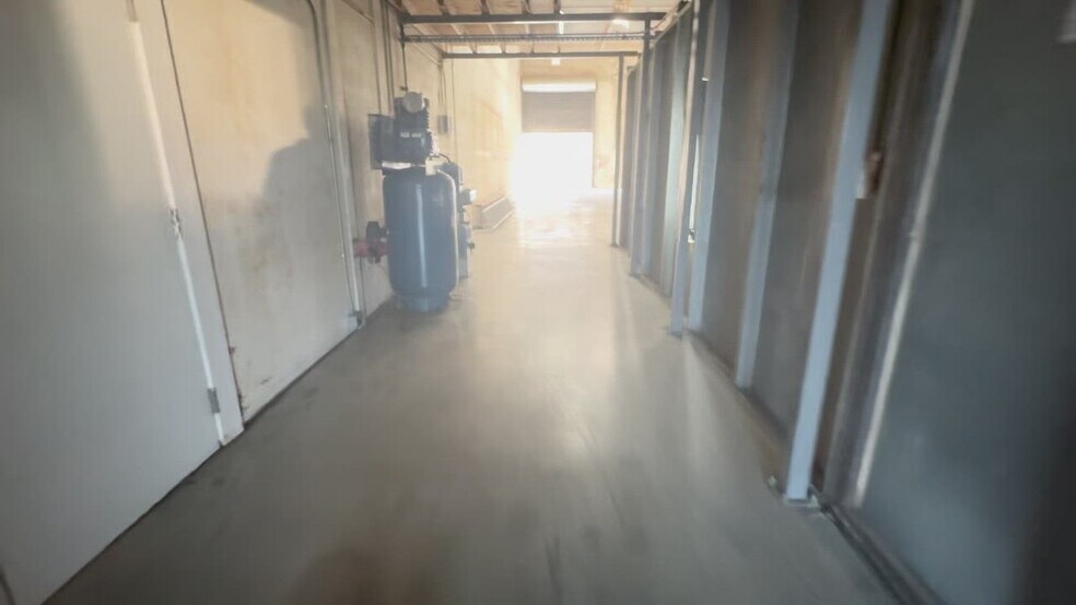 Primary Photo Of 4400 NW 19th Ave, Pompano Beach Warehouse For Lease