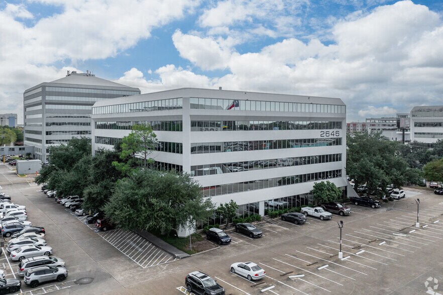 More Photos Of 2646 S Loop W, Houston Office For Sale