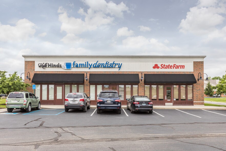 More Photos Of 1330-1350 W Southport Rd, Indianapolis Unknown For Lease