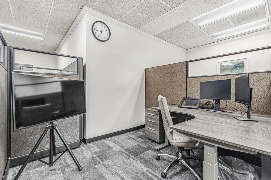 More Photos Of 2555 3rd St, Sacramento Office For Lease