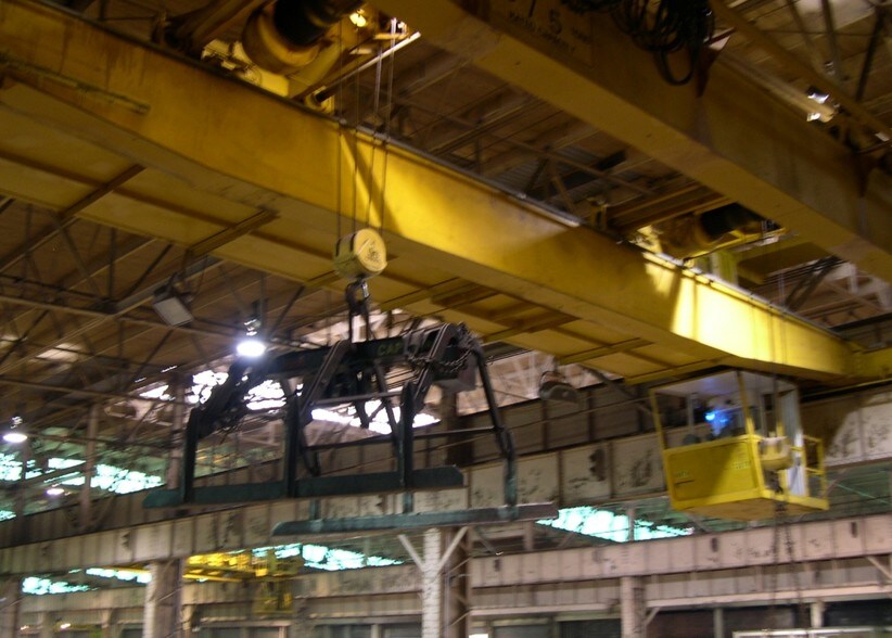 More Photos Of 785 Arch St, Carnegie Warehouse For Lease